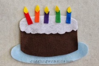 Birthday-cake-felt-story9