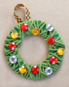 Yarn-Wreath-Christmas-Ornament-Craft-Kids-10